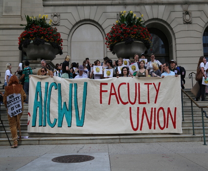 Art Institute adjuncts demand voluntary union recognition