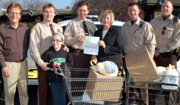 Cook County Sheriff S Police Union Makes Holiday Donations To